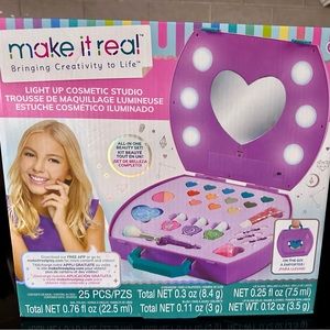 Make It Real Light Up Cosmetic Studio